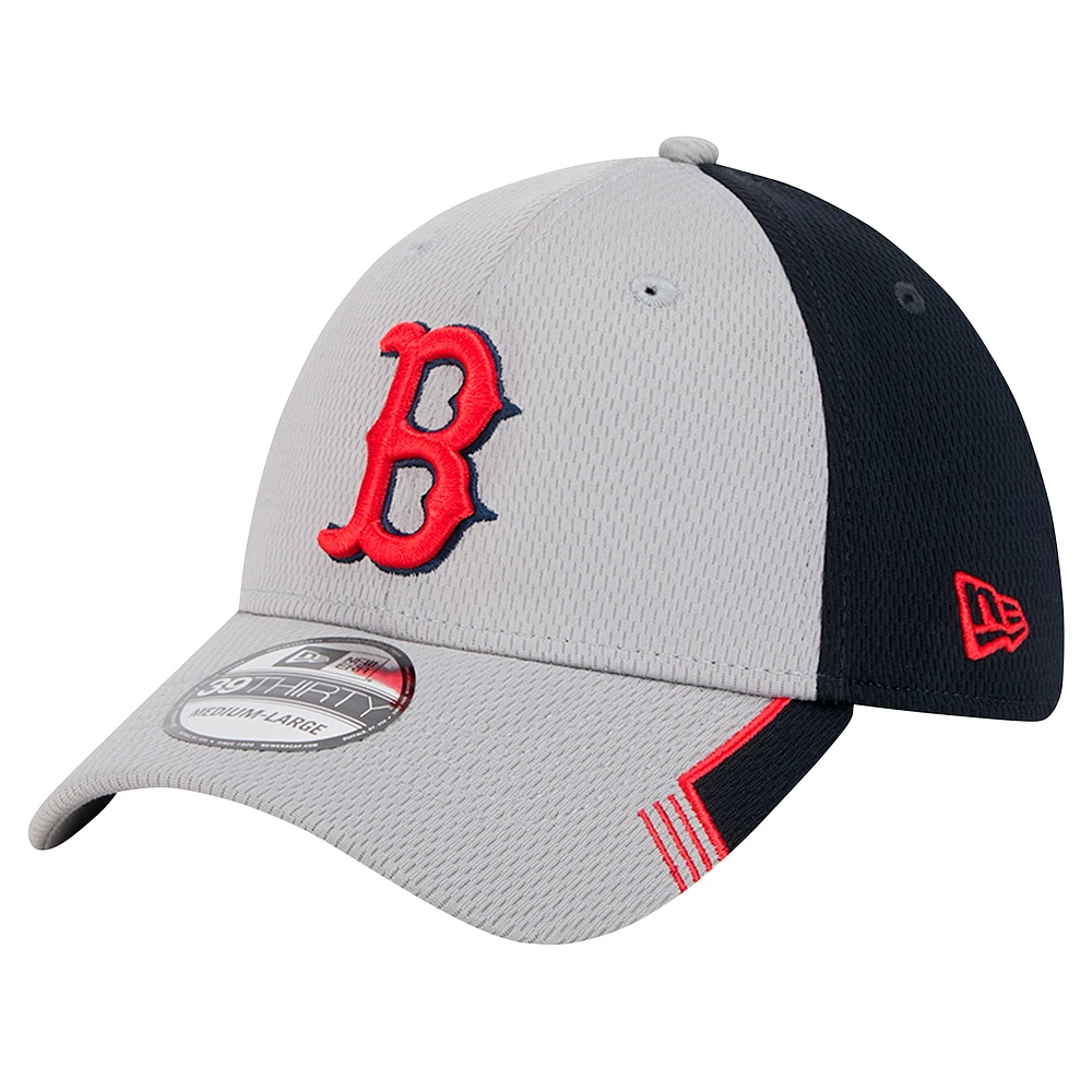 Casquette flexible 39THIRTY avec garniture de visière des Red Sox Boston New Era pour hommes, gris/noir