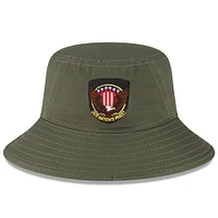 Chapeau bob New Era vert Boston Red Sox 2023 Armed Forces Day pour homme