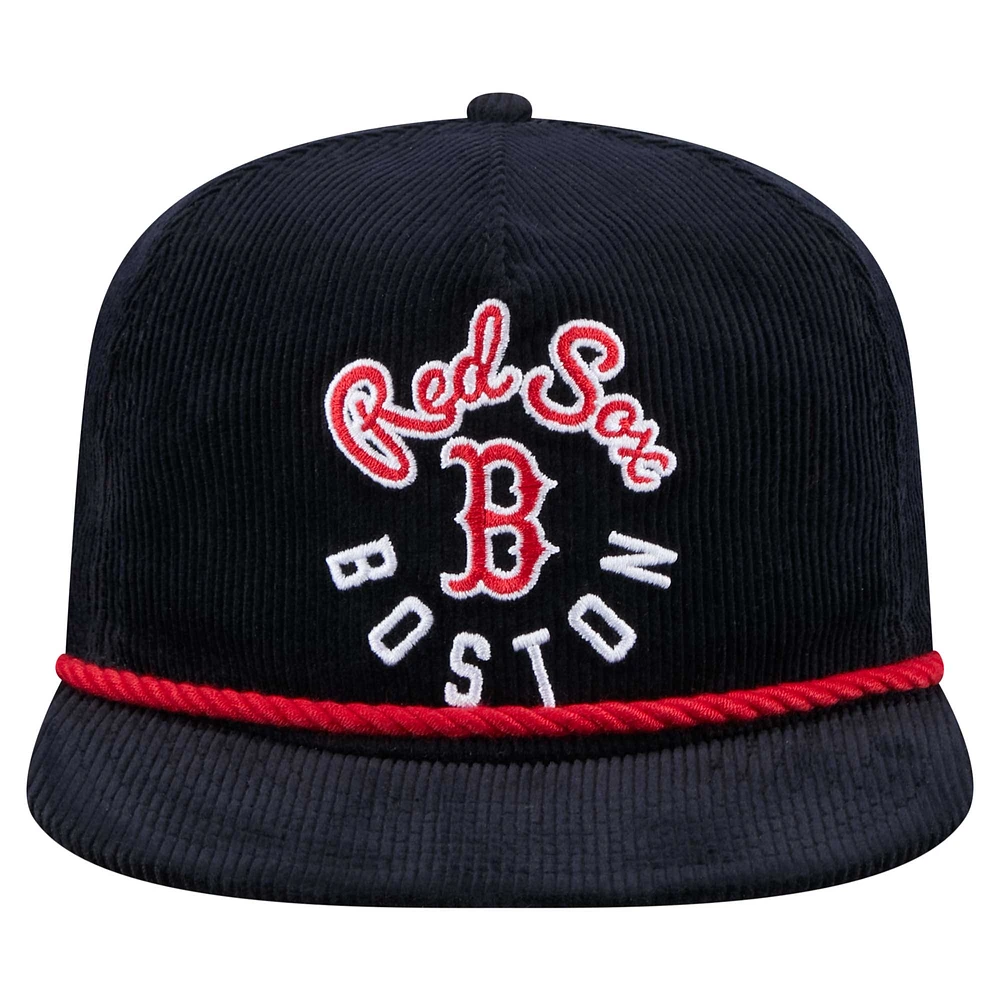 Casquette de golf ajustable en velours côtelé Full Circle Boston Red Sox bleu marine New Era pour homme