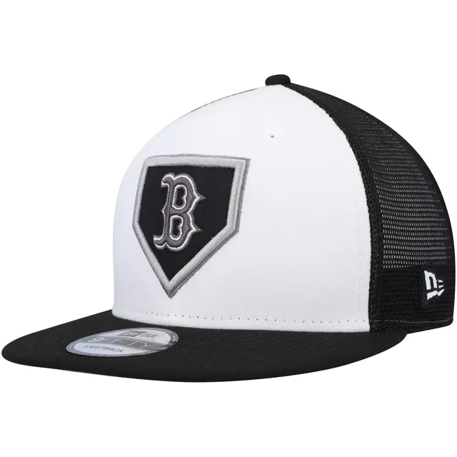 Men's Black, Gray Chicago White Sox City Arch 9FIFTY Snapback Hat