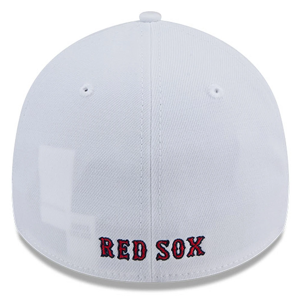 Men's New Era White Boston Red Sox 39THIRTY Flex Hat