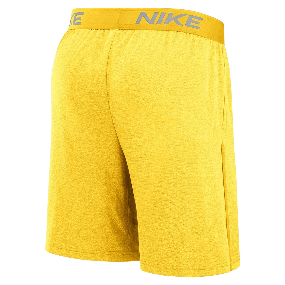 Short d'entraînement de performance Nike Gold Boston Red Sox City Connect Authentic Collection pour homme