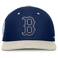 Men's Nike Navy/Cream Boston Red Sox Pro Performance Snapback Hat