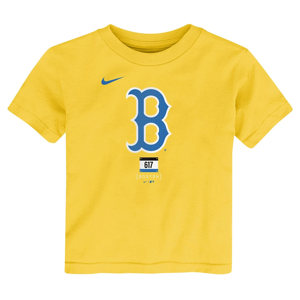 T-shirt Nike doré Boston Red Sox City Connect avec grand logo pour tout-petit