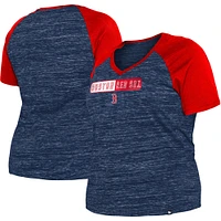 T-shirt à encolure en V raglan teint par espacement pour femme New Era bleu marine Boston Red Sox Taille Plus