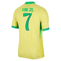 Maillot authentique Nike Vini Jr. de l'équipe nationale du Brésil 2024 domicile pour homme, jaune