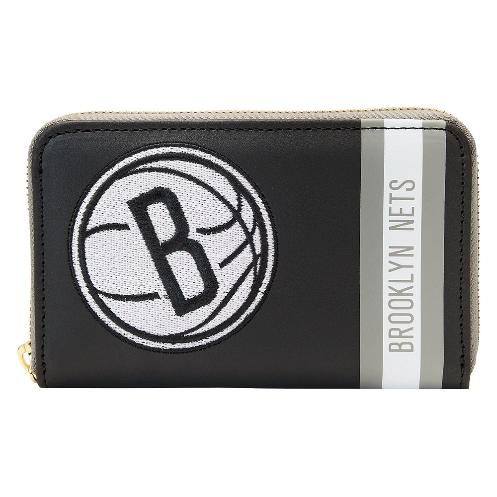 Portefeuille zippé Loungefly Brooklyn Nets Patches