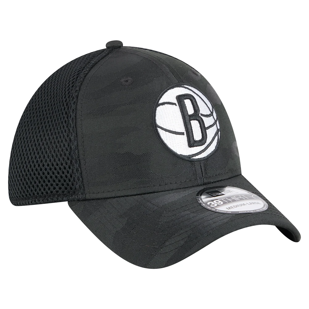 Men's New Era  Black Brooklyn Nets Subtle Camo 39THIRTY Flex Hat