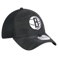 Men's New Era  Black Brooklyn Nets Subtle Camo 39THIRTY Flex Hat
