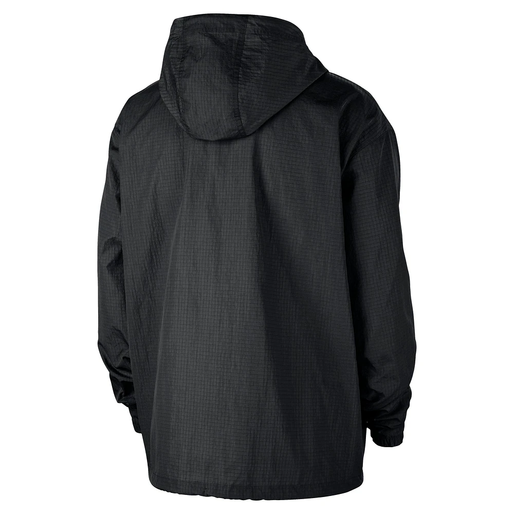 Veste à capuche Nike noire Brooklyn Nets Courtside Premium Club Anorak quart de zip pour homme