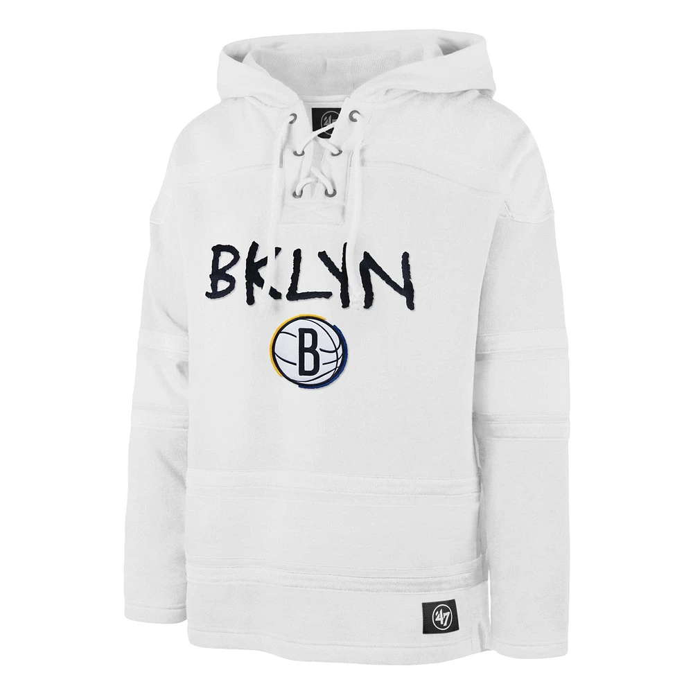 Men's '47 White Brooklyn Nets 2022/23 Pregame MVP Lacer Pullover Hoodie - City Edition