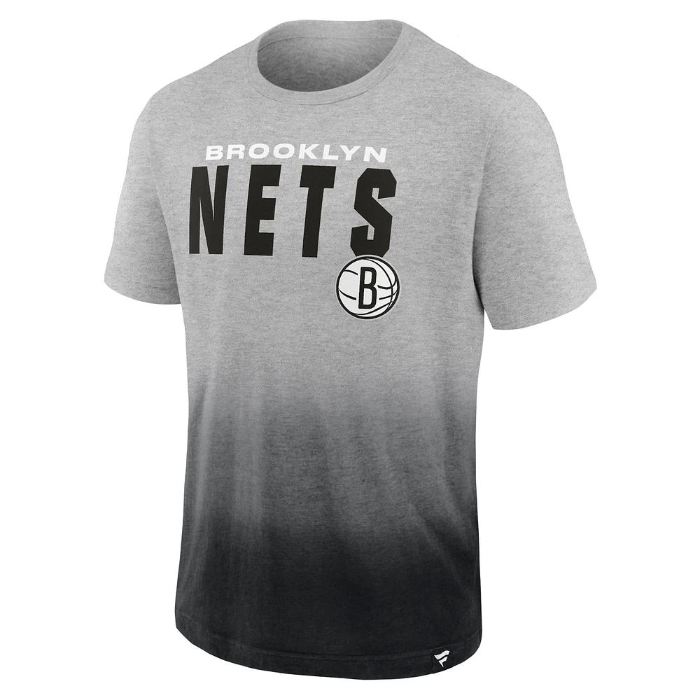 T-shirt à teinture par immersion Fanatics pour hommes, gris chiné/noir, Brooklyn Nets Board Crasher