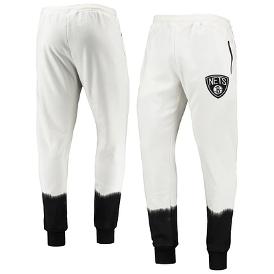 Pantalon de jogging FISSL Oatmeal Brooklyn Nets Double Dribble Tie-Dye Fleece pour homme