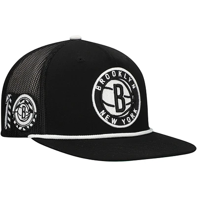 Casquette snapback noire pour homme Mitchell & Ness Brooklyn Nets Roper Trucker