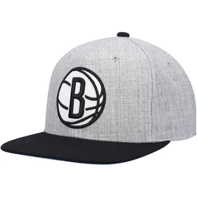 Men's Mitchell & Ness Gray Brooklyn Nets Side Core 2.0 Snapback Hat