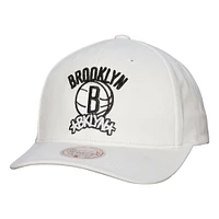 Mitchell & Ness Homme Blanc Brooklyn Nets Hardwood Classics All In Retro Snapback Chapeau