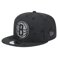 Men's New Era Black Brooklyn Nets Midnight Ink Pop Outline 9FIFTY Snapback Hat