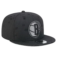 Casquette à visière plate 9FIFTY noire New Era Brooklyn Nets pour homme