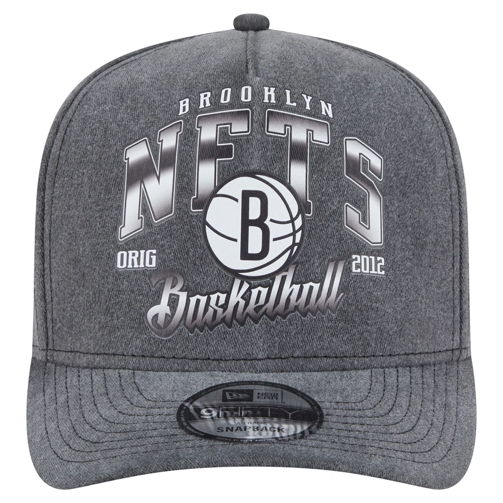 Men's New Era  Charcoal Brooklyn Nets Throwback Washed Pre-Curved 9FIFTY Snapback Hat