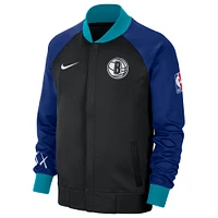 Veste à fermeture éclair intégrale Nike pour homme Brooklyn Nets 2023/24 City Edition Authentic Showtime Performance Raglan