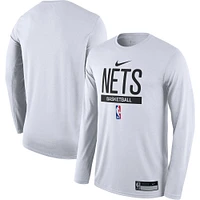 T-shirt à manches longues Nike Brooklyn Nets 2022/23 Legend On-Court Practice Performance pour homme - Blanc