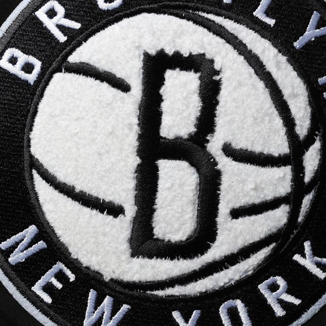 Short Pro Standard Brooklyn Nets en chenille noir pour homme