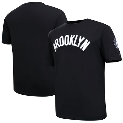 Men's Pro Standard Black Brooklyn Nets Chenille T-Shirt