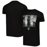 T-shirt pour homme Stadium Essentials noir Brooklyn Nets City Skyline