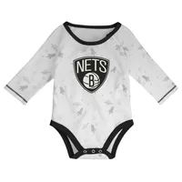 Newborn & Infant White/Black Brooklyn Nets Three-Piece Dream Team Long Sleeve Bodysuit Cuffed Knit Hat Footed Pants Set