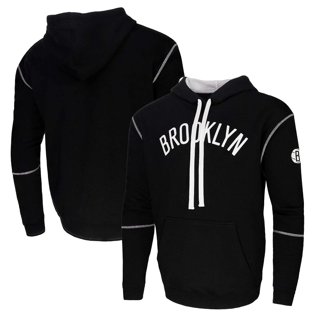 Sweat à capuche unisexe noir Stadium Essentials Brooklyn Nets Monument