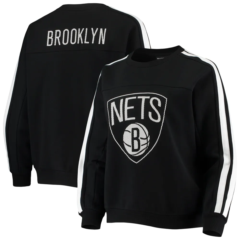 The Wild Collective pour femme Brooklyn Nets Perforated Logo Pullover Sweatshirt