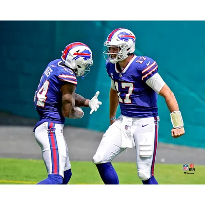 Autographed Buffalo Bills Stefon Diggs Fanatics Authentic 11 x 14 Catch  vs. Raiders Spotlight Photograph