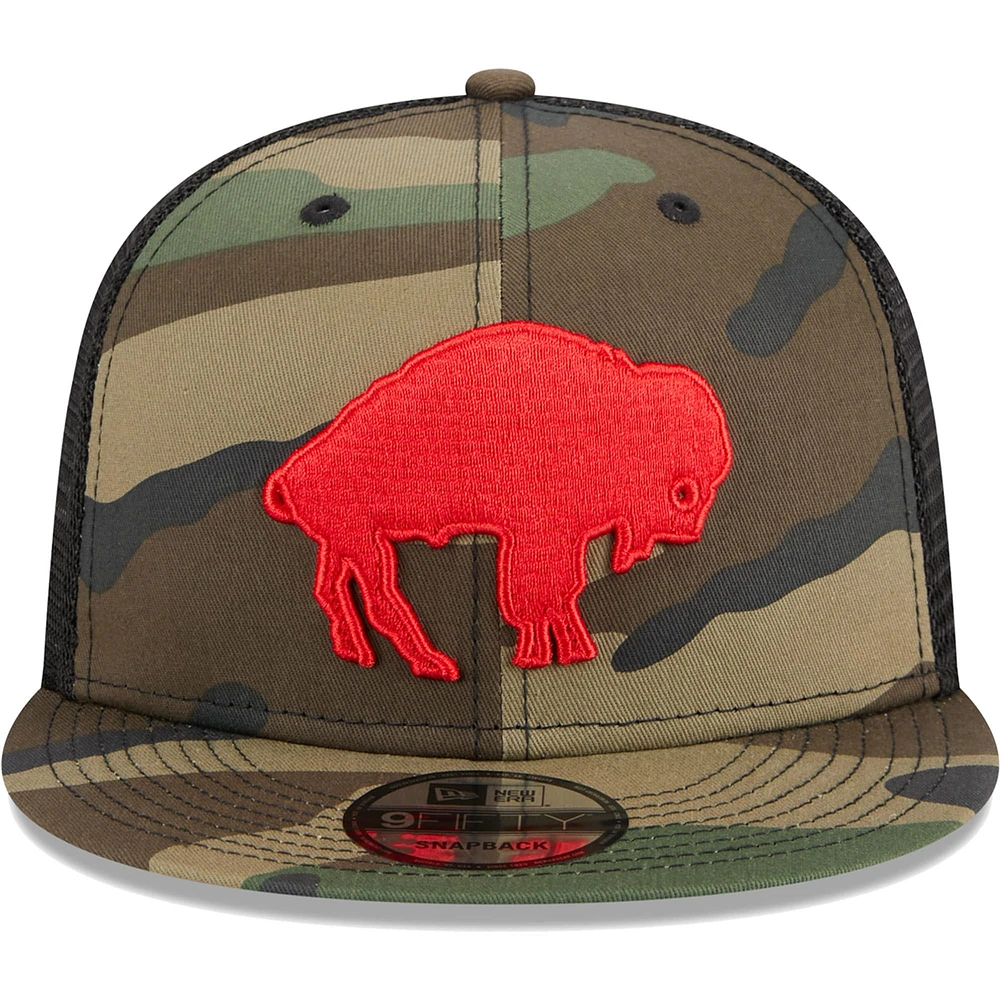 Men's New Era Camo Buffalo Bills Throwback Main Trucker 9FIFTY Snapback Hat