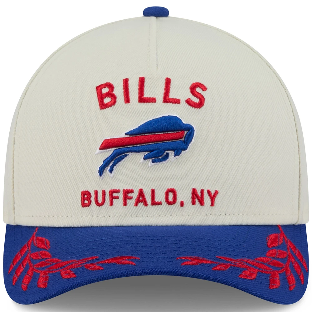 Casquette ajustable New Era 9FORTY M-Crown A-Frame pour homme, couleur crème/bleu royal, Buffalo Bills, repêchage NFL 2025