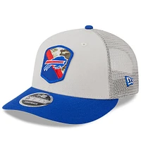 Casquette ajustée 59FIFTY Low Profile New Era Stone/Royal Buffalo Bills 2023 Salute To Service pour hommes