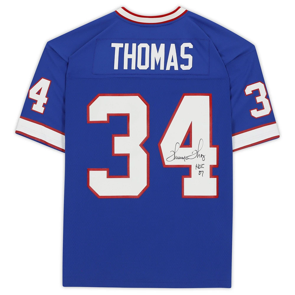Maillot réplique bleu autographié Mitchell & Ness des Buffalo Bills de Thurman Thomas avec inscription « HOF 2007 »