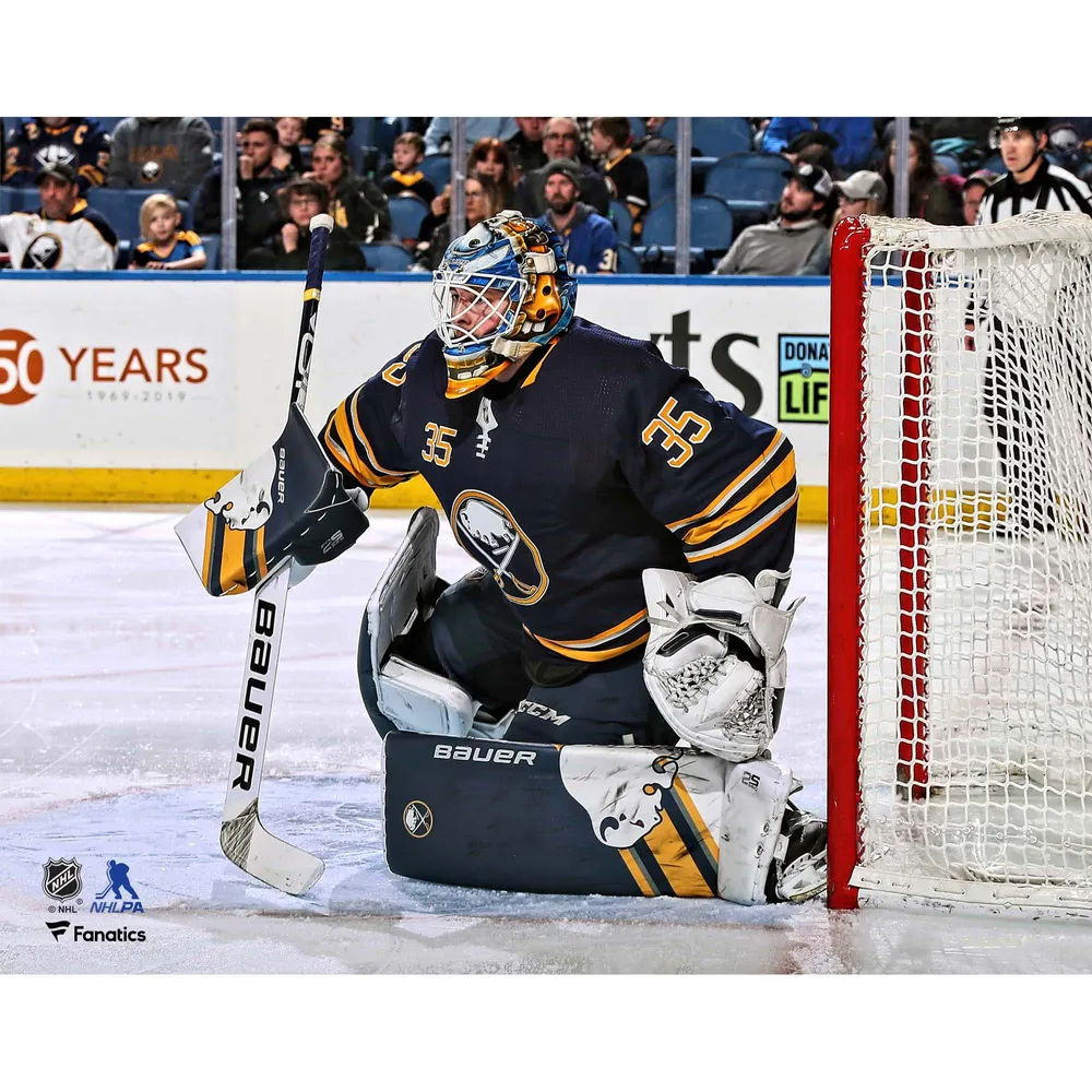 Linus Ullmark Signed Bruins Jersey (Fanatics)