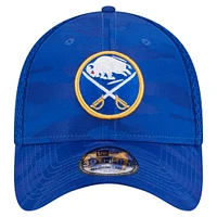 Casquette New Era 39THIRTY Flex Active Subtle Camo pour homme, Royal Buffalo Sabres