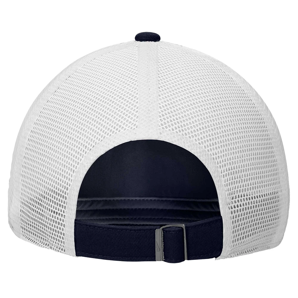 Casquette ajustable Nike bleu marine/blanc pour homme BYU Cougars Club Trucker