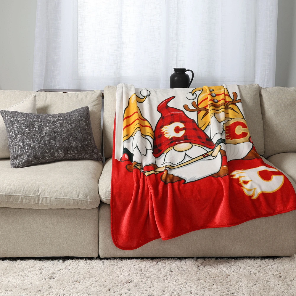 Calgary Flames 50'' x 60'' Gnome Throw Blanket