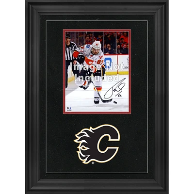 Cadre photo vertical de luxe 8'' x 10'' des Flames de Calgary avec logo de l'équipe