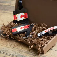 Calgary Flames - Coffret cadeau trois pièces en cuir avec étiquette personnalisée