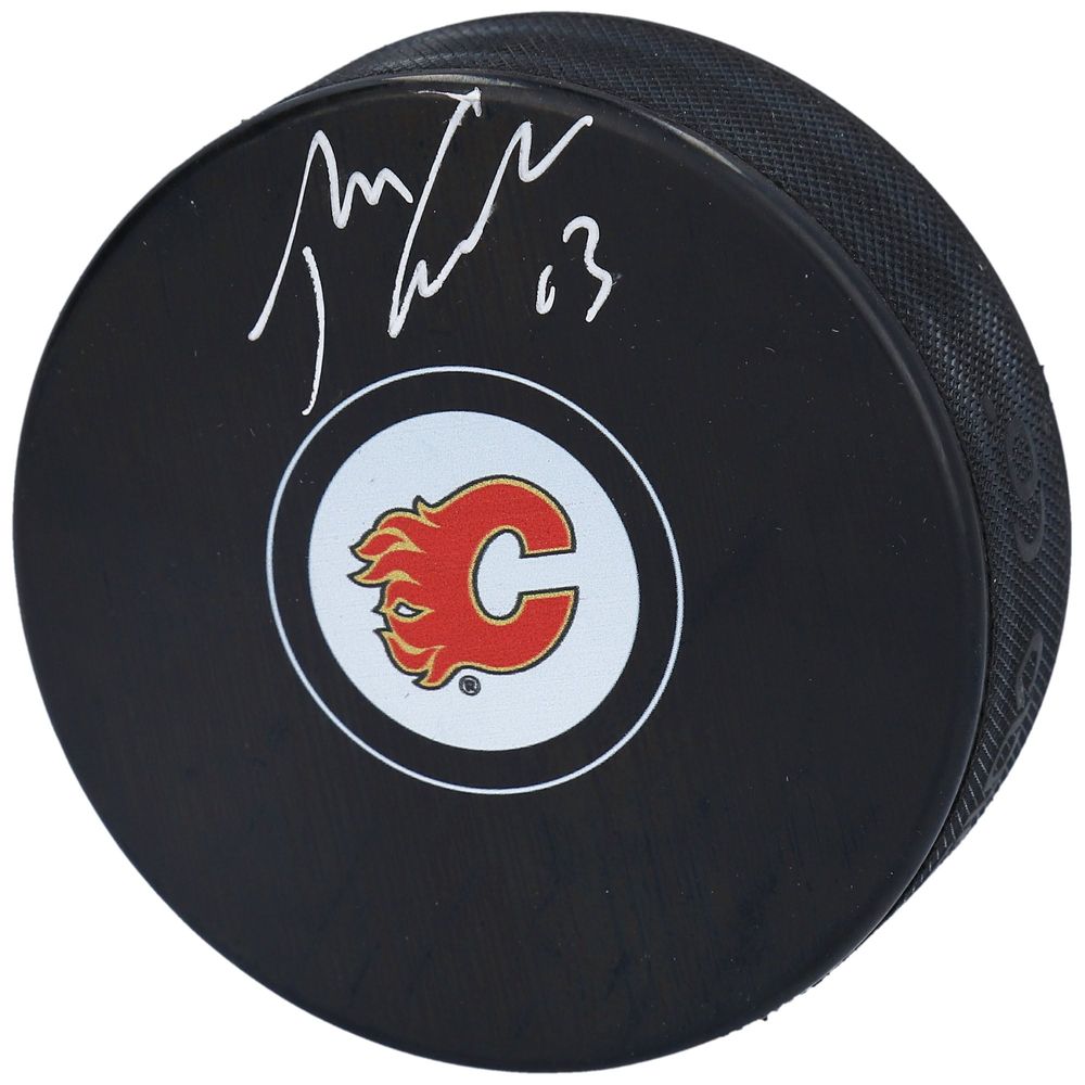  Calgary Flames Officially Licensed Hockey Puck