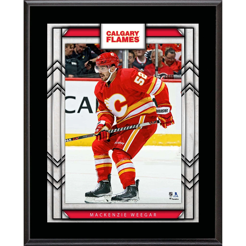 Plaque de joueur sublimée MacKenzie Weegar des Flames de Calgary 10,5" x 13"