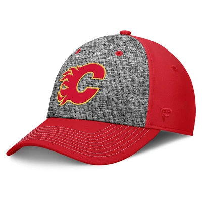 Casquette Fanatics pour homme gris/rouge Calgary Flames Fundamental Top Shelf 2-Tone Flex