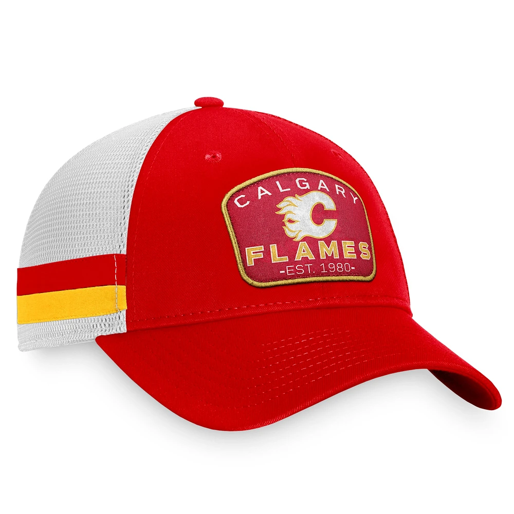 Casquette réglable de camionneur à rayures fondamentales des Flames de Calgary rouge/blanc Fanatics pour hommes