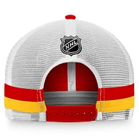 Casquette réglable de camionneur à rayures fondamentales des Flames de Calgary rouge/blanc Fanatics pour hommes