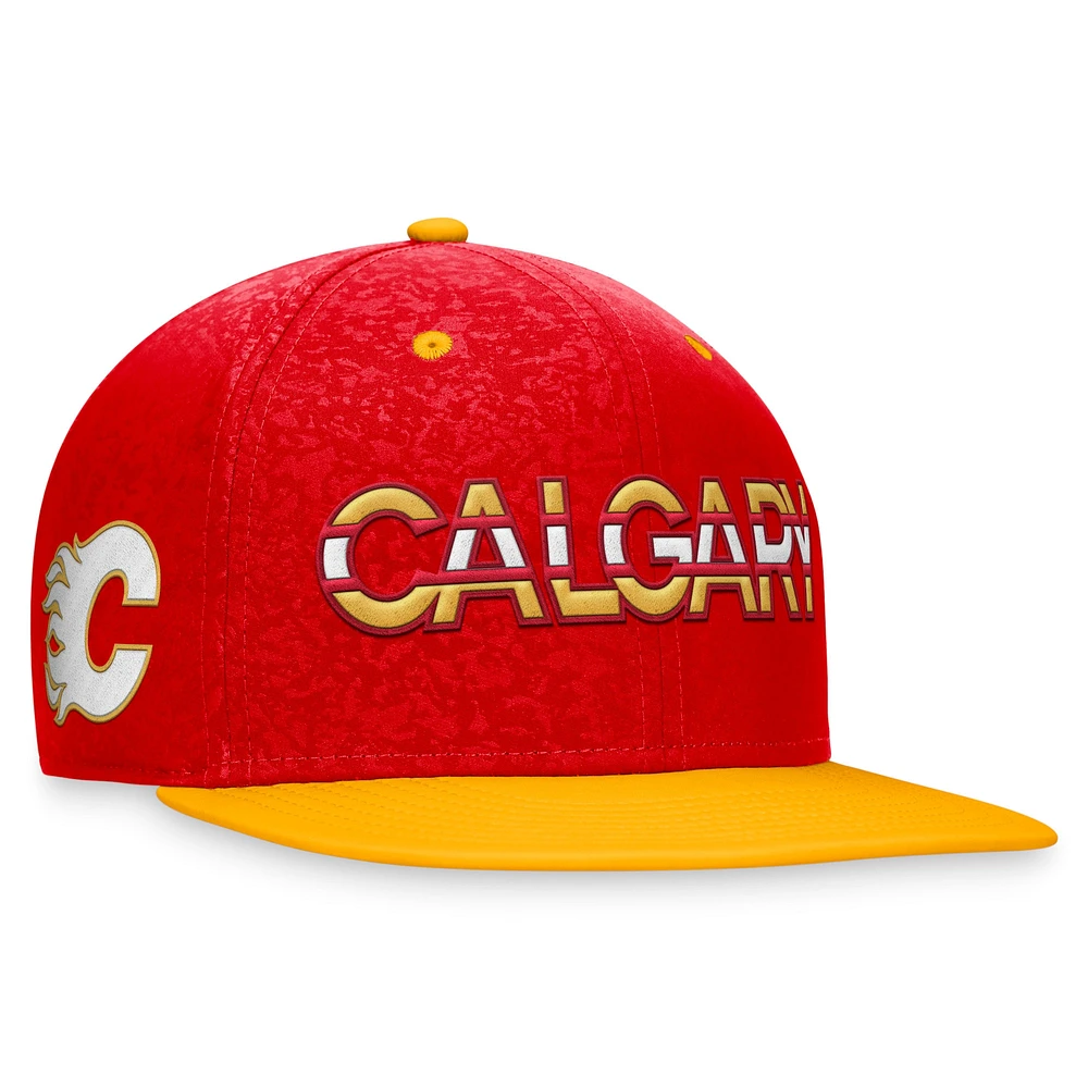 Casquette Snapback Authentic Pro City Fanatics rouge/jaune des Flames de Calgary pour hommes