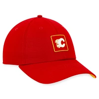 Casquette de performance réglable authentique Pro authentique des Flames de Calgary Fanatics pour hommes, rouge