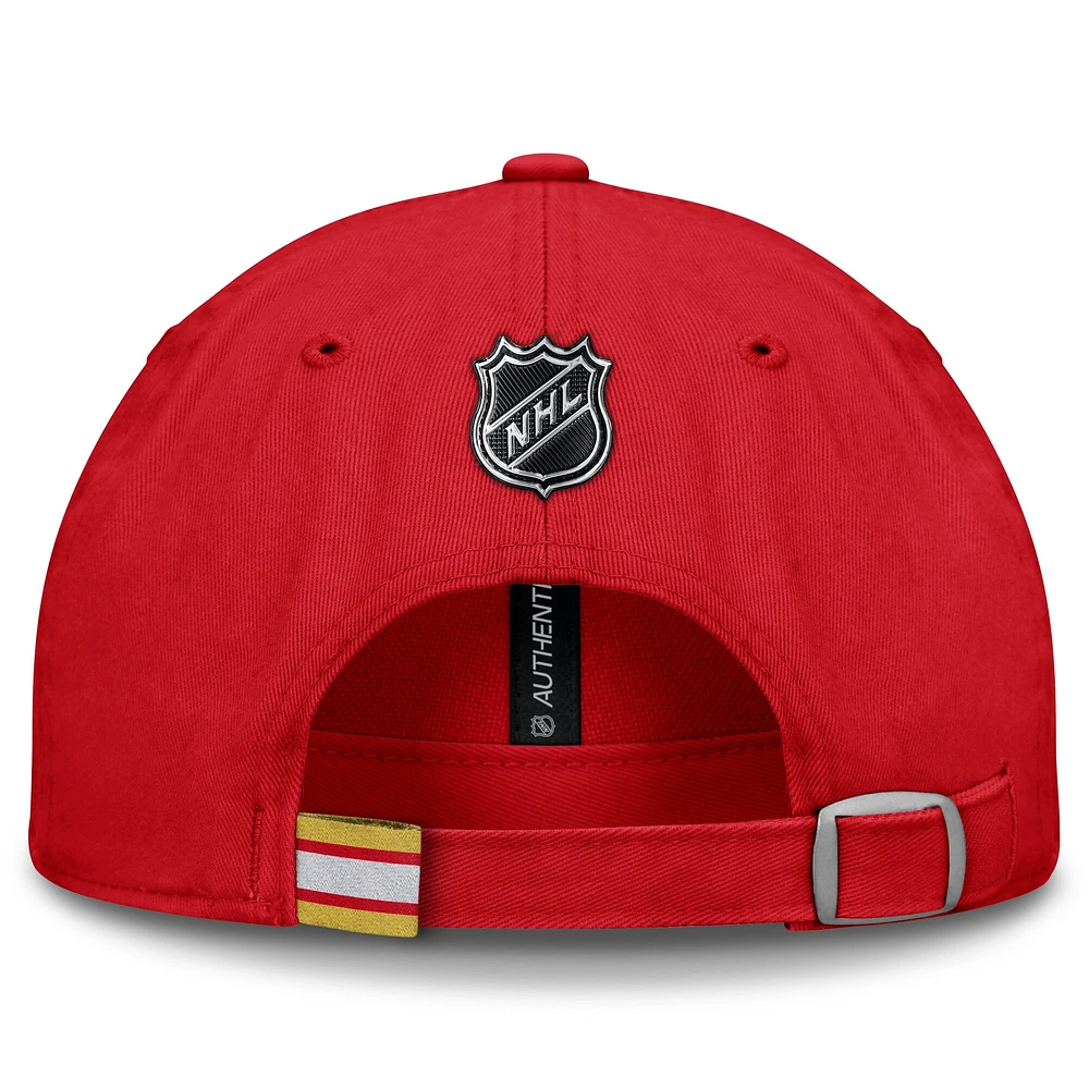 Casquette ajustable authentique Pro Rink Prime des Flames de Calgary pour hommes Fanatics Red